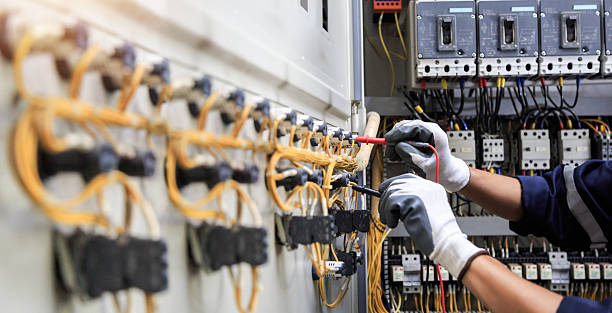 Professional Electrician technician working in Parachute, CO